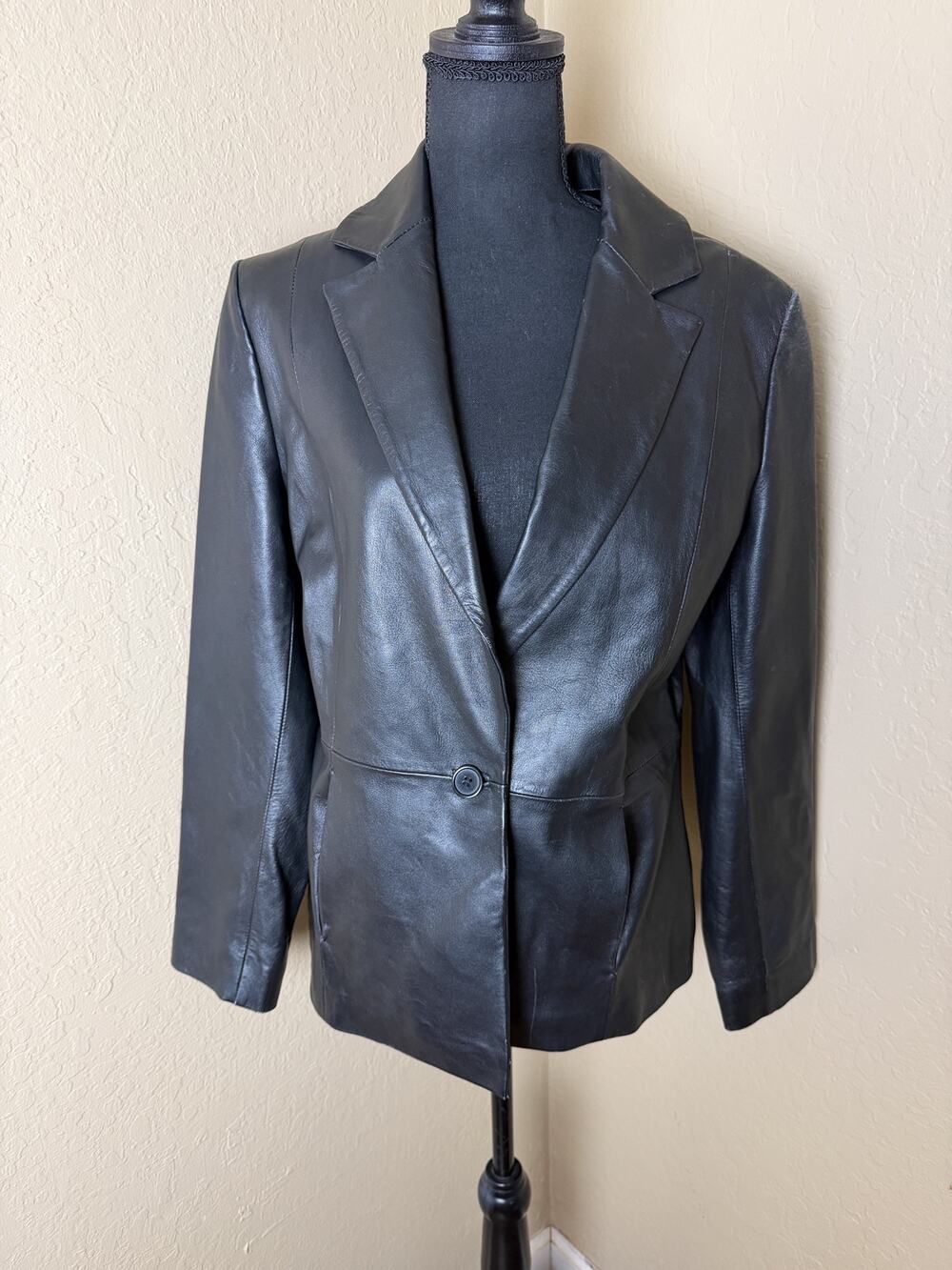 Excelled Women’s Black Genuine Leather Blazer Jacket Medium M Single Button